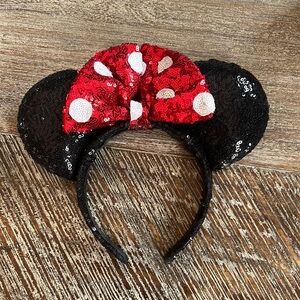 COPY - Minnie Mouse Sequin Ears